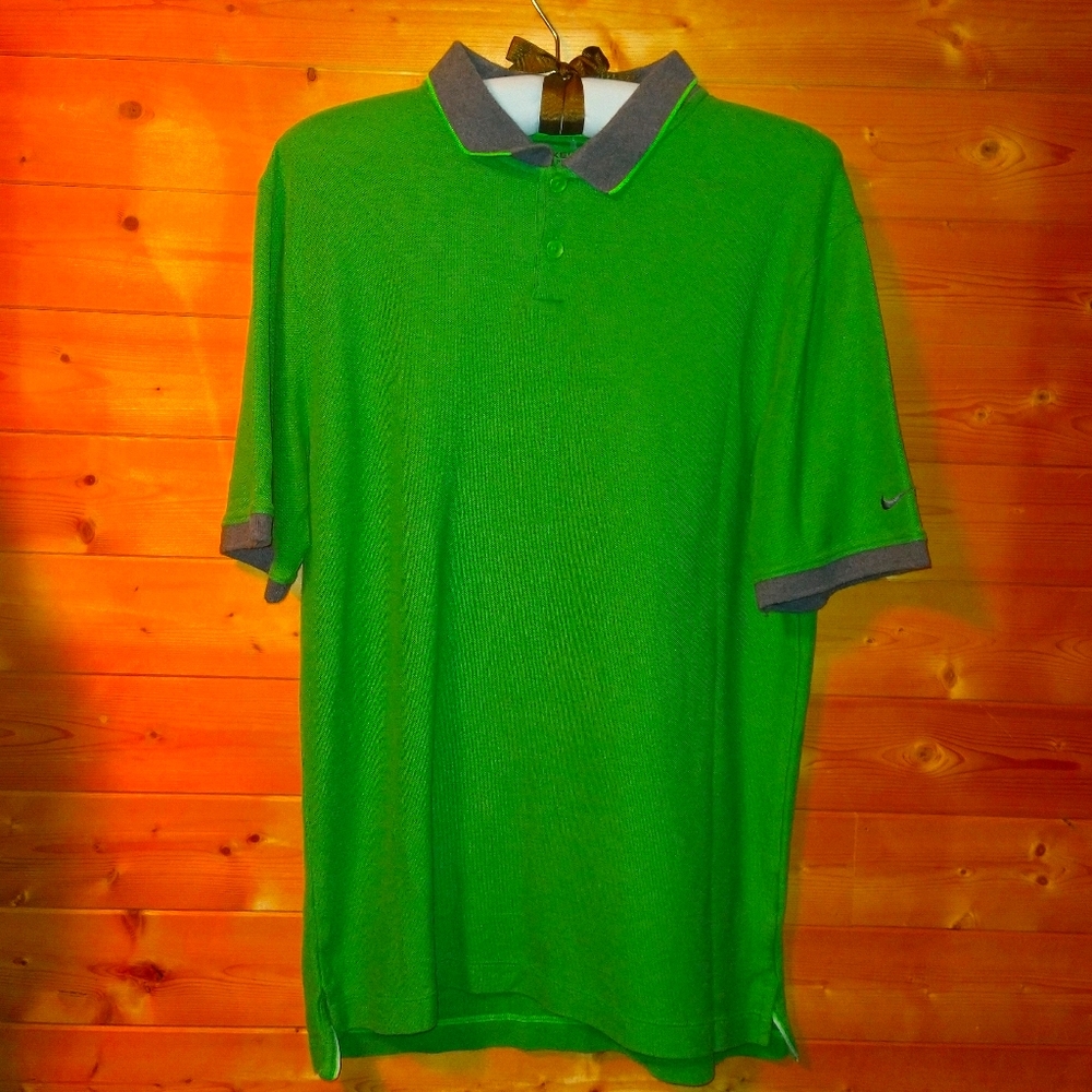 Men's Nike golf Polo size small